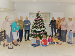NOEL avec les petits de la Crèche